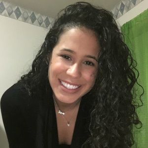 Meet your Posher, Lynae